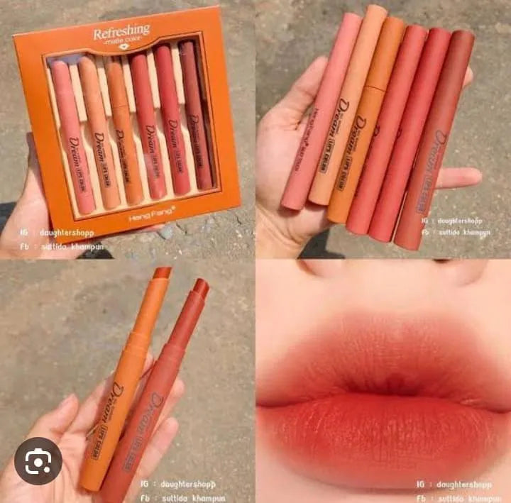 Nude lipstick set